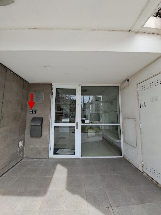 Moderno Departamento céntrico a tres cuadras de la peatonal y una del Hospital de niños Paraná Extérieur photo