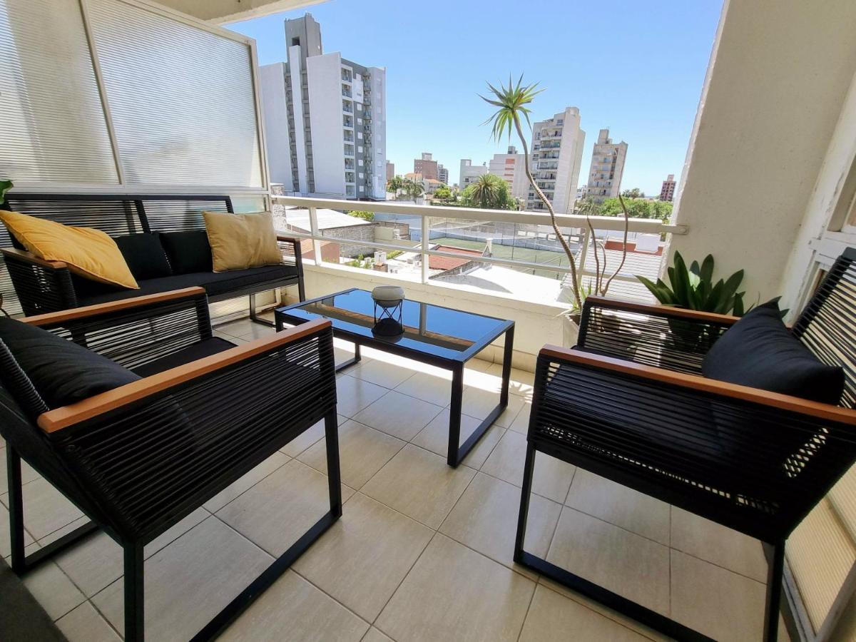 Moderno Departamento céntrico a tres cuadras de la peatonal y una del Hospital de niños Paraná Extérieur photo
