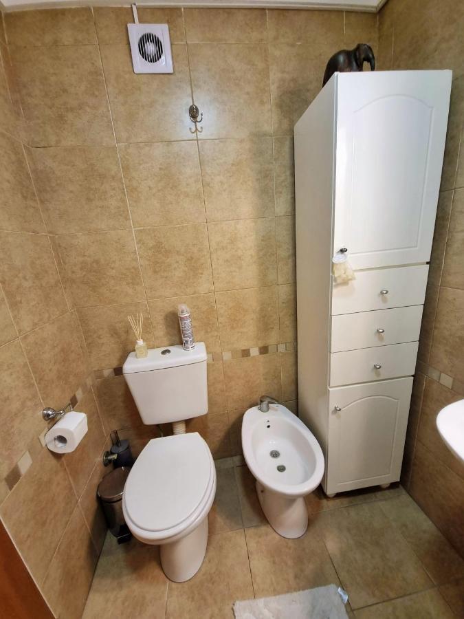 Moderno Departamento céntrico a tres cuadras de la peatonal y una del Hospital de niños Paraná Extérieur photo